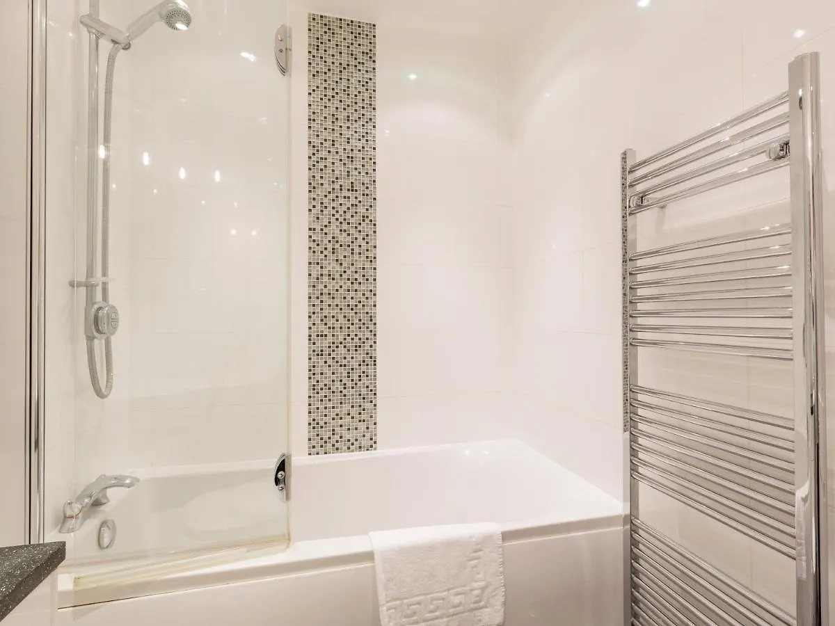 Vicarsford Farmhouse With Hot Tub Leuchars