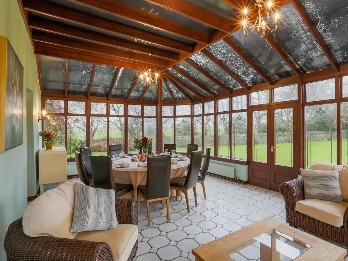 Vicarsford Farmhouse With Hot Tub Leuchars