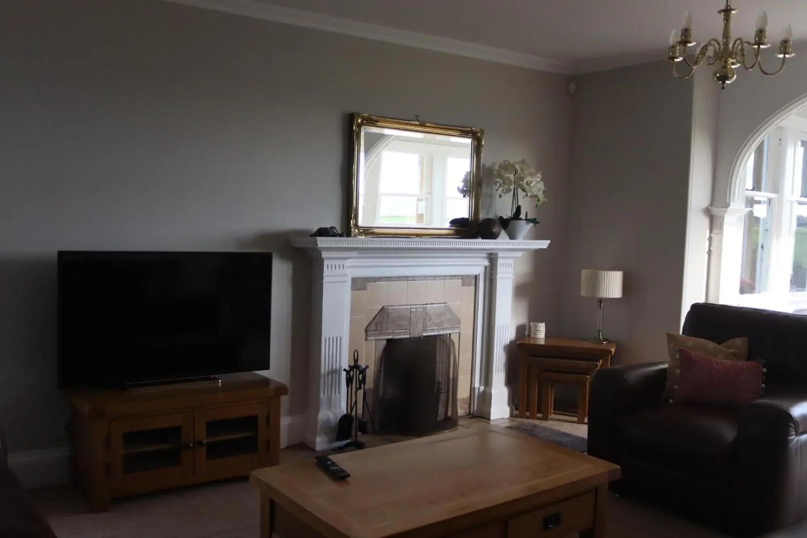 Vicarsford Farmhouse With Hot Tub Leuchars 0*,  United Kingdom